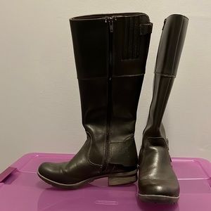 W 7.5 Clark’s Brown Boot